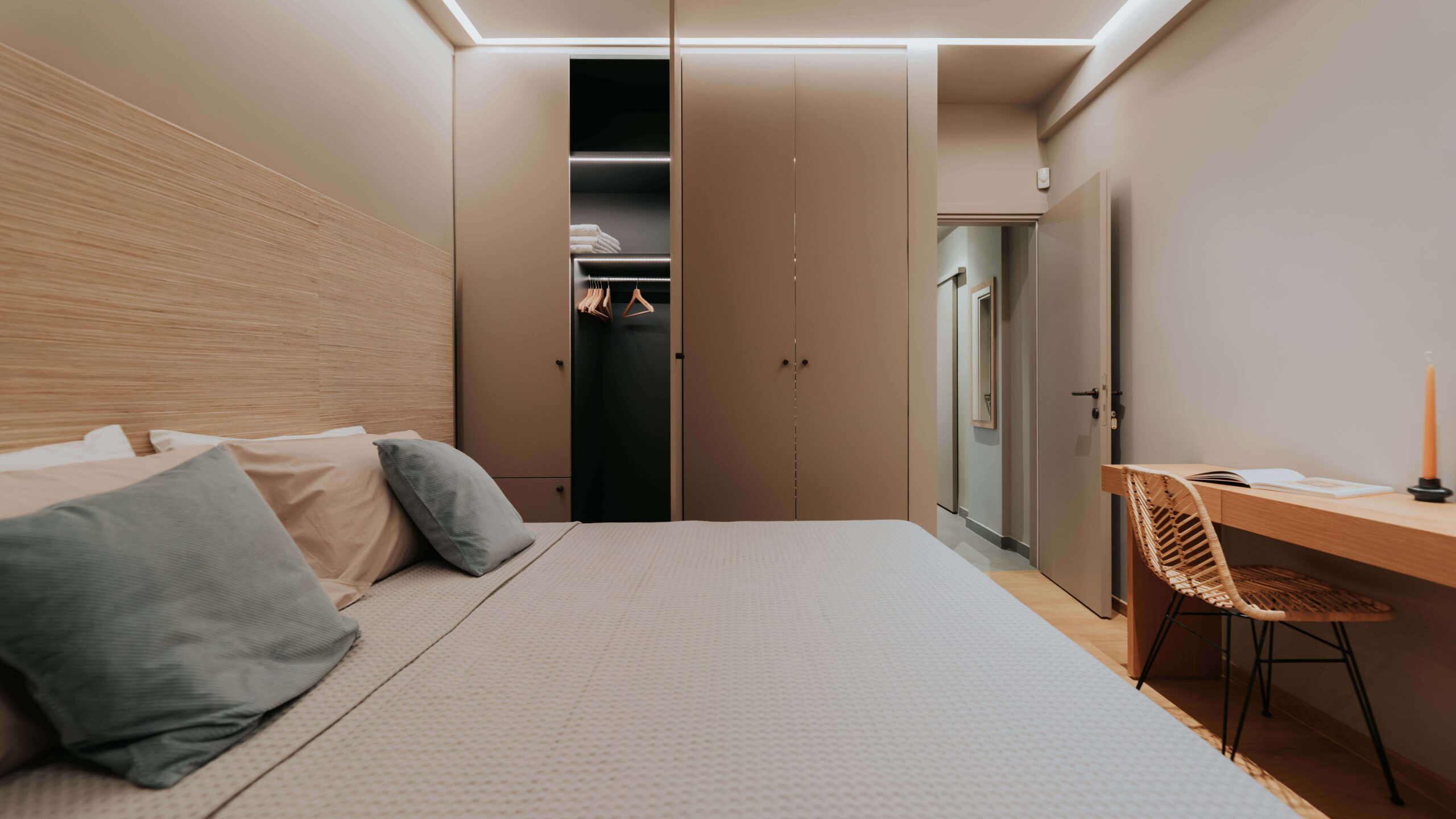 6-alesskikinas.com-1108-min-scaled