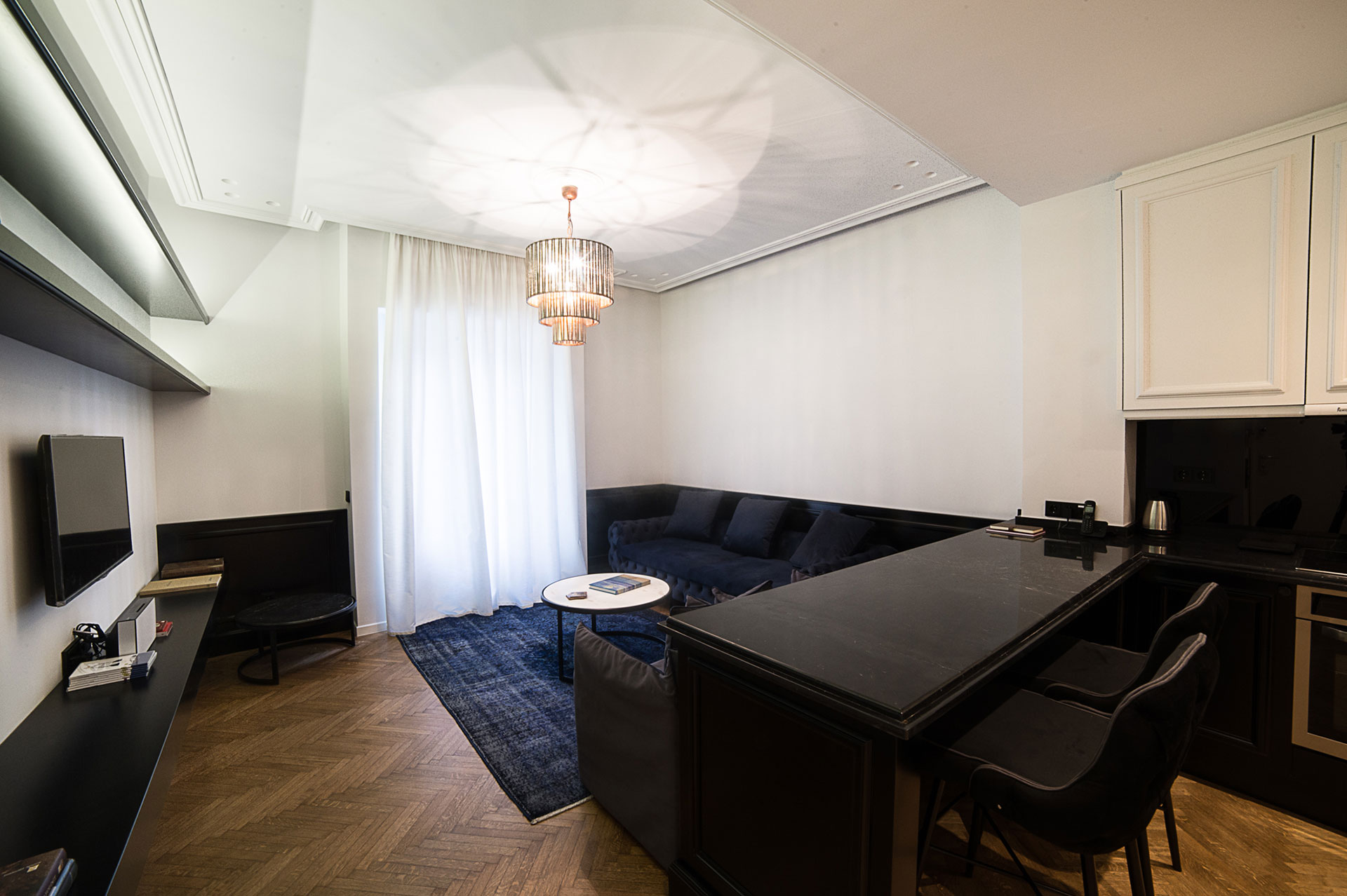 home-apartment-carousel-charitos-26-06