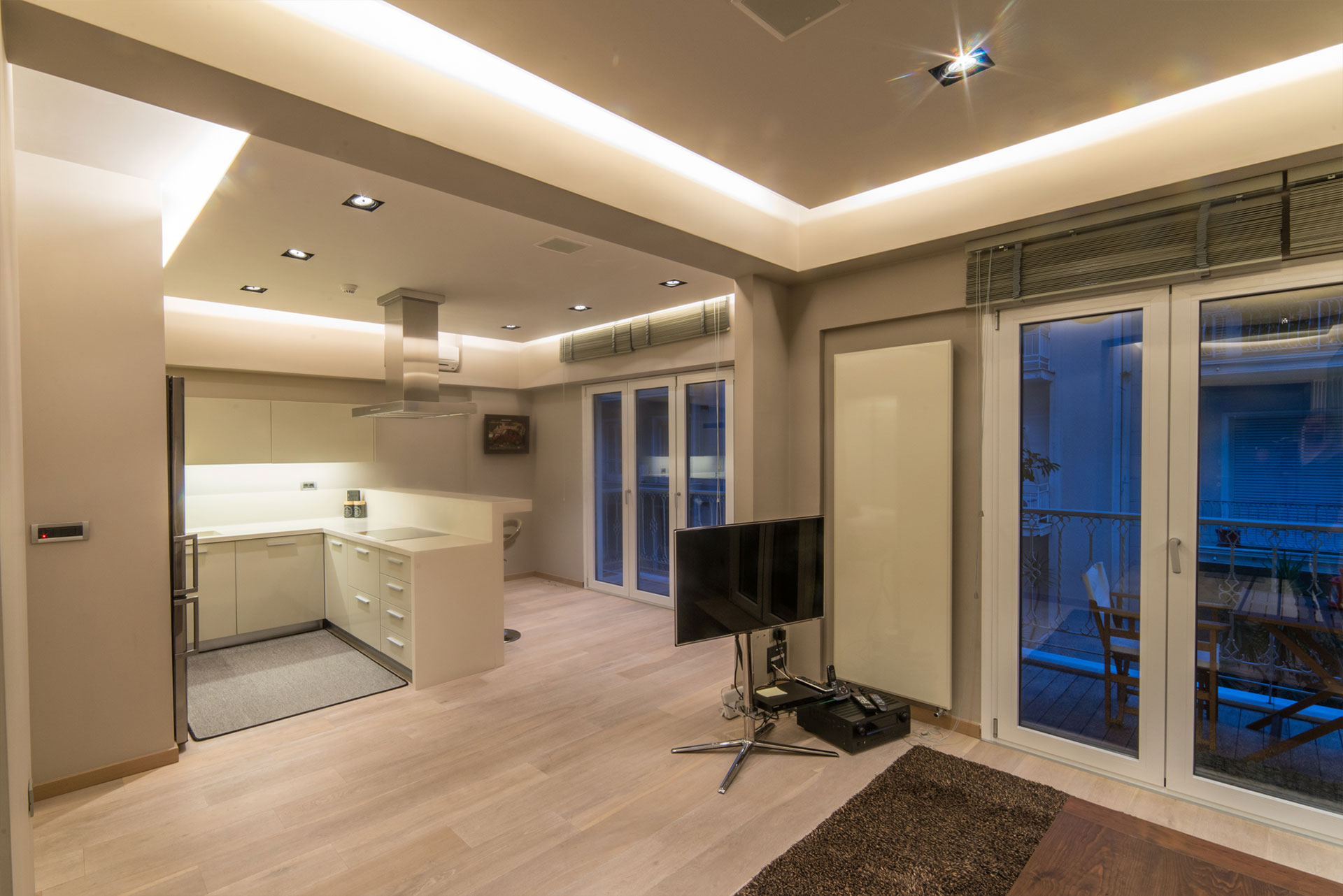 home-apartment-carousel-korneadou-new-04