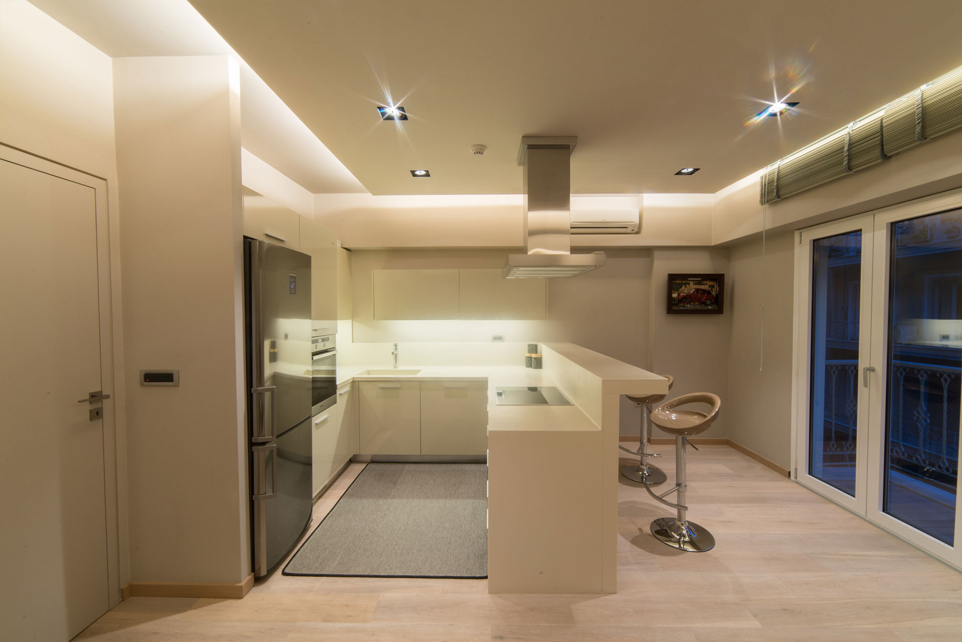 home-apartment-carousel-korneadou-new-05