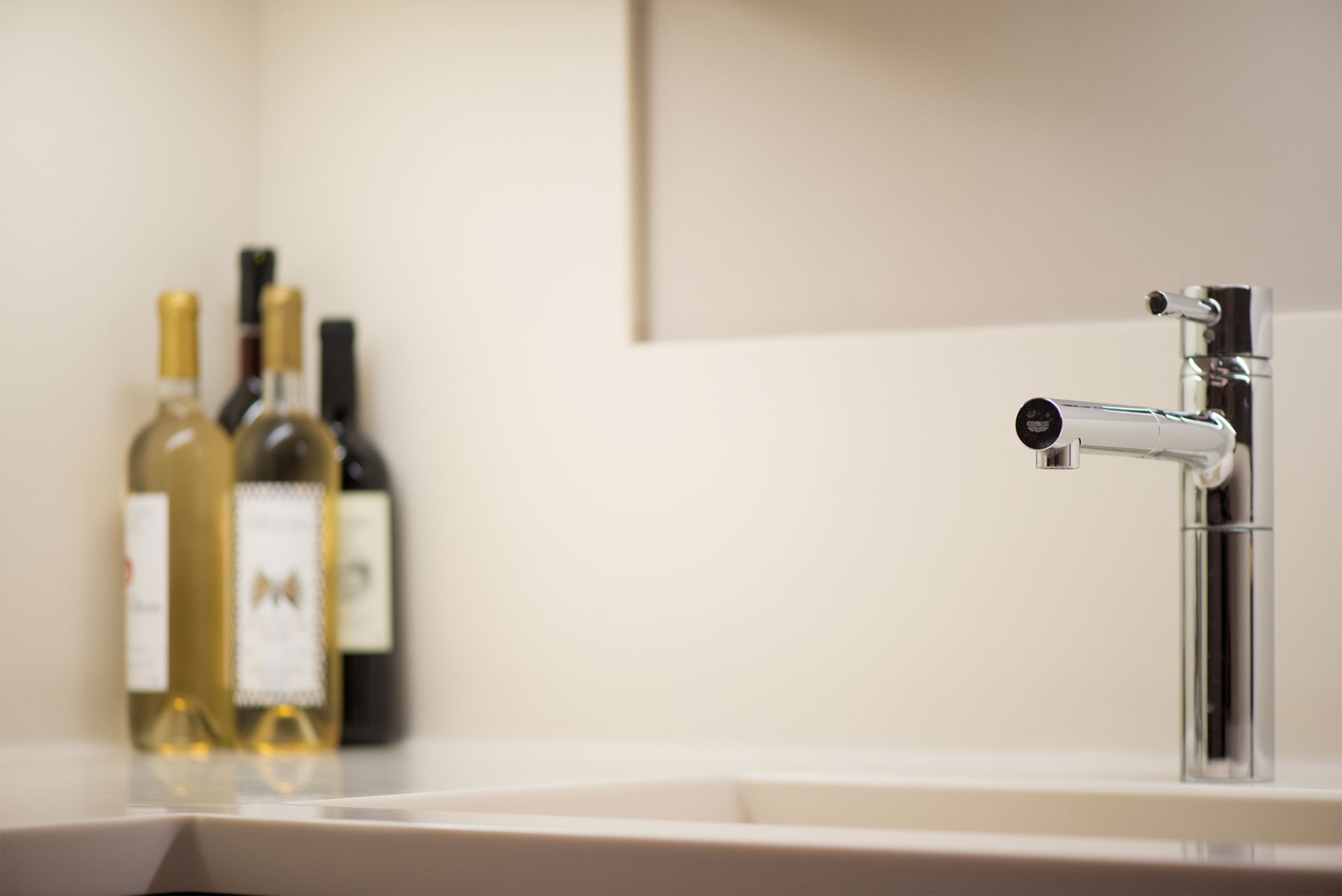 home-apartment-carousel-korneadou-new-14