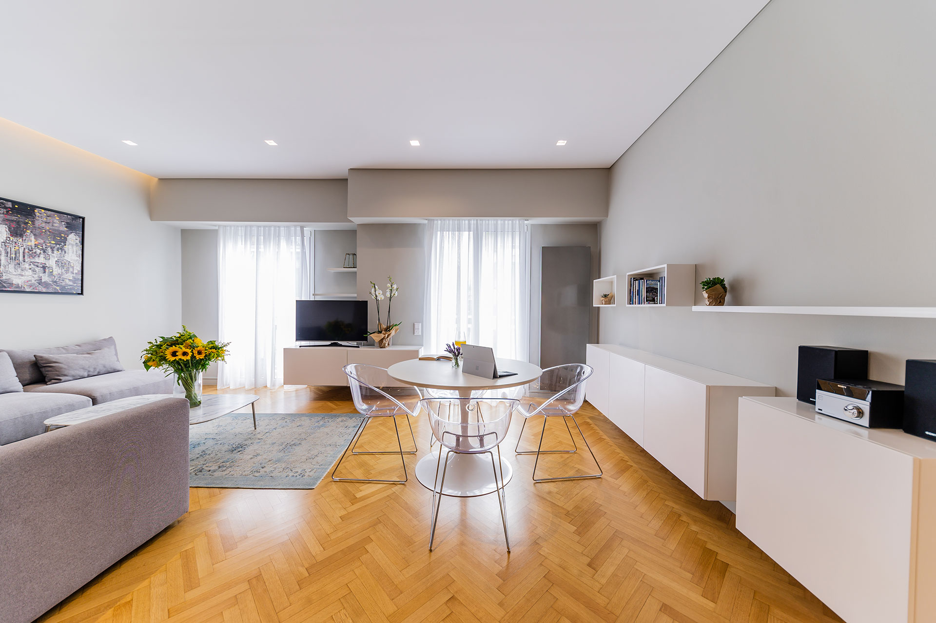 home-apartment-carousel-loukianou-01