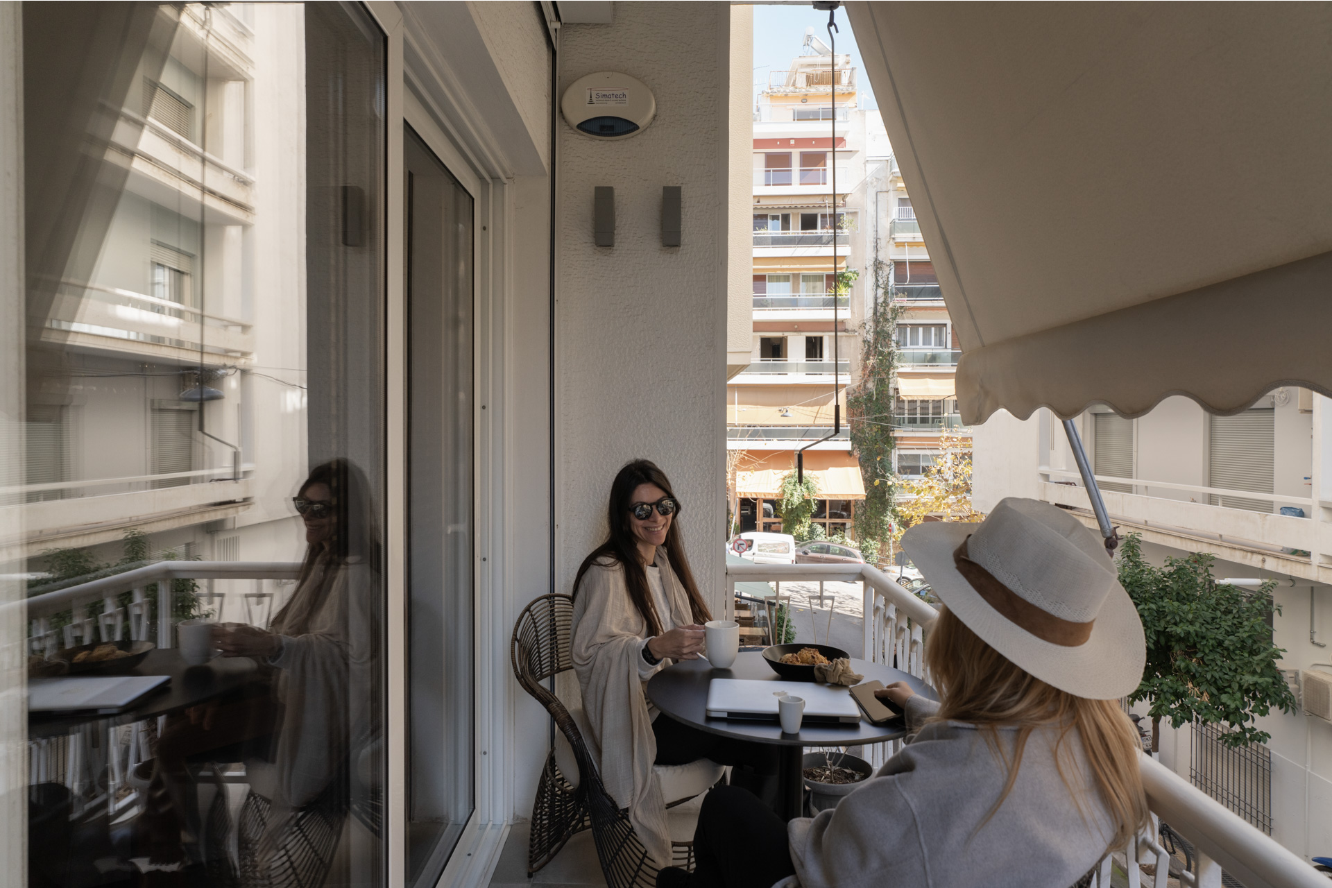 home-is-athens-apartment-Charitos-Str-10